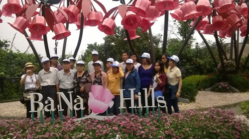 ĐỒNG HÀNH CÙNG ĐOÀN KHÁCH THAM QUAN KHU DU LICH BÀ NÀ - DÀ NẴNG