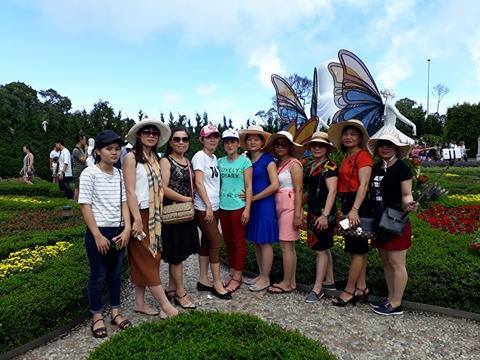 ĐOÀN KHÁCH DU LỊCH BÌNH ĐỊNH THAM QUAN ĐÀ NẴNG NĂM 2017
