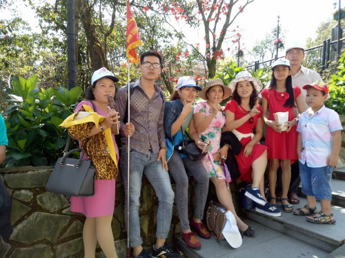 ĐOÀN DU LỊCH BÌNH ĐỊNH THAM QUAN ĐÀ NẴNG